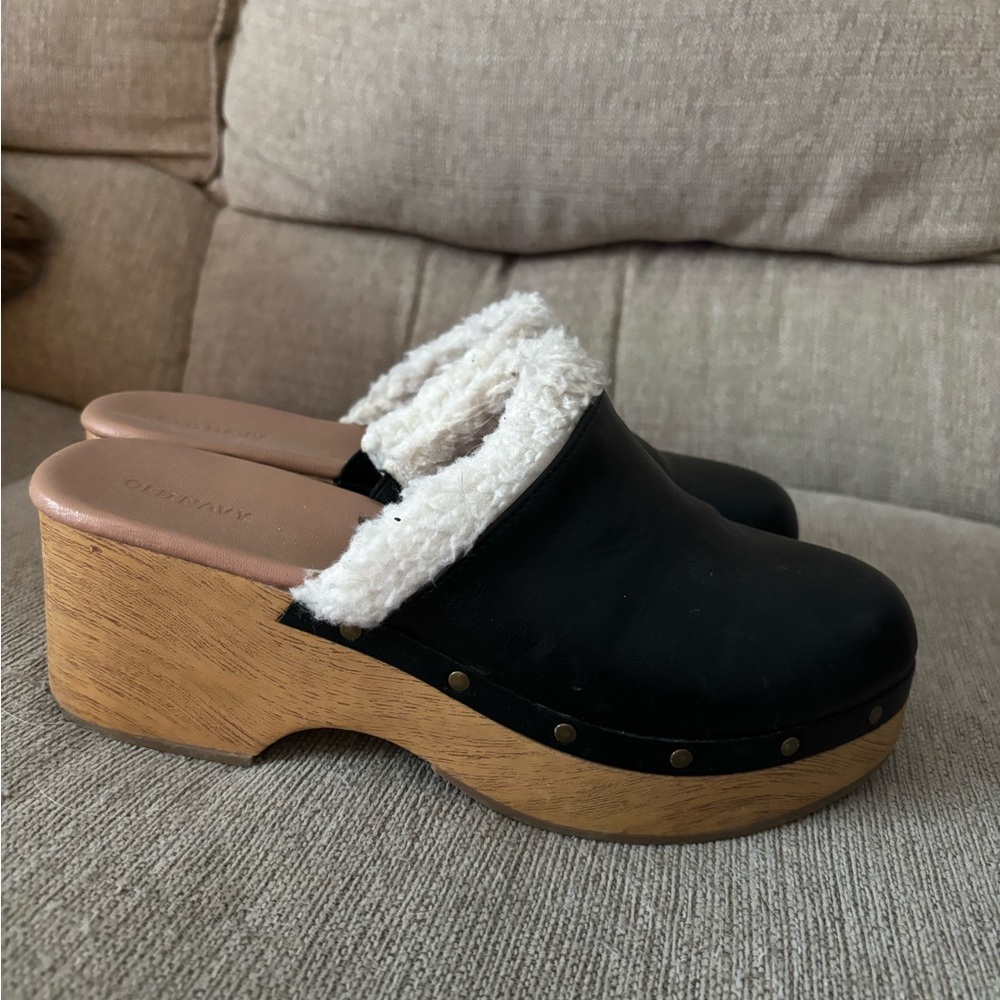 Old Navy Black Shearling Clogs with Wooden Sole